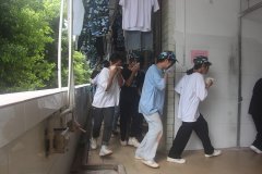 軍訓(xùn)進(jìn)行時(shí)——消防演練，筑牢校園安全防線